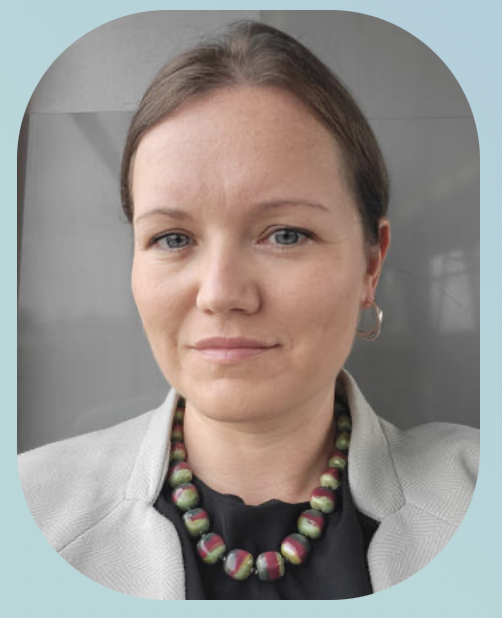 Coach Monika Primozic